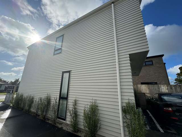 2/4 Bittern Place Henderson_2