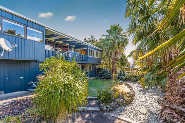 1/99a Landscape Road Mount Eden_16