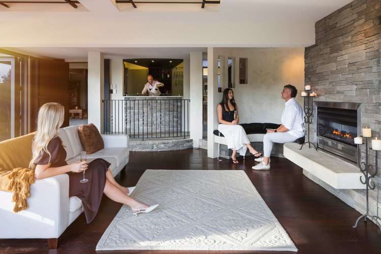 1025 River Road Queenwood_17