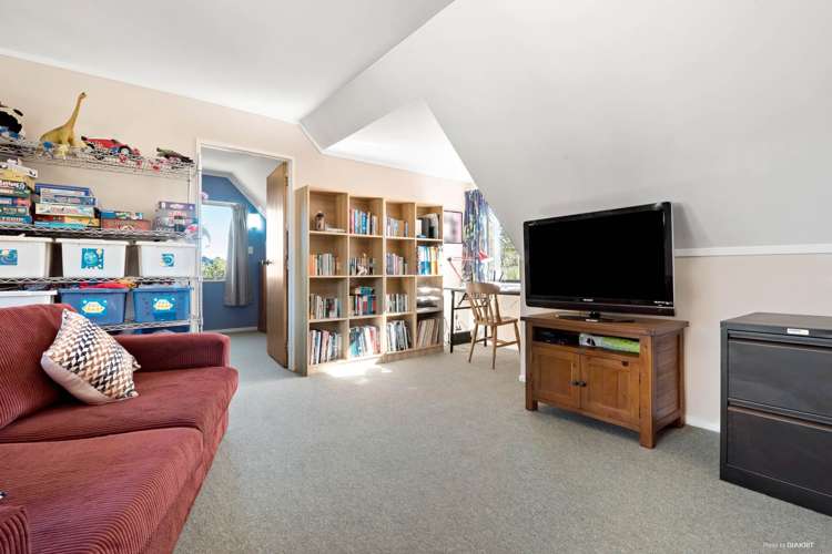 5 Newport Place Forrest Hill_13