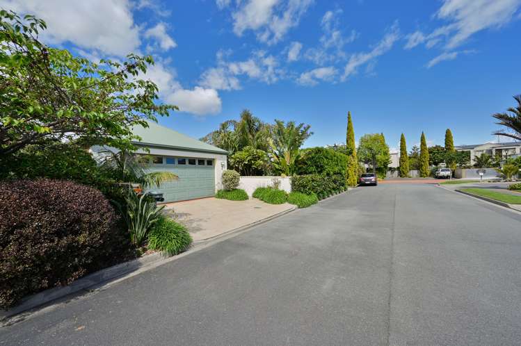 7 Di Pierri Way The Wood_17