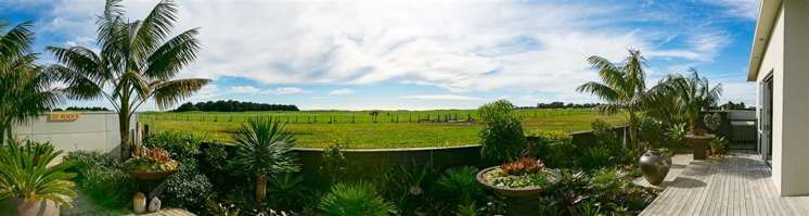 9c Dolphin Parade Bell Block_27