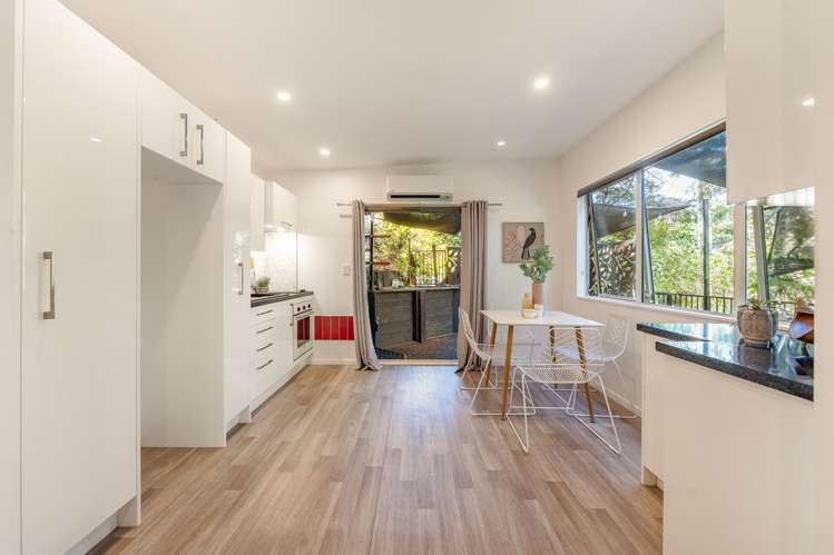 90 Blue Mountains Road Pinehaven_3