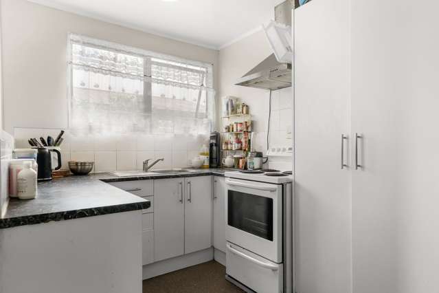 1/22 Norrie Smith Avenue Flat Bush_3