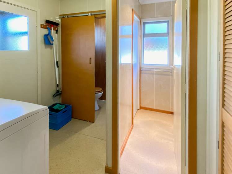 17 Maryburn Road Twizel_11