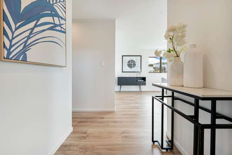 3/433a East Coast Road Mairangi Bay_5