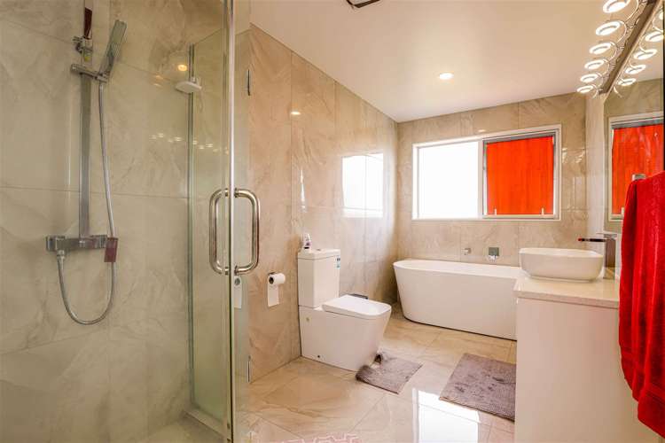 28 Quattro Avenue Flat Bush_17