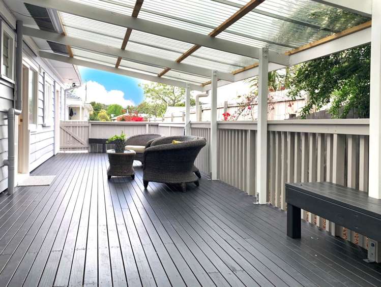 2/27 Peach Road Glenfield_16