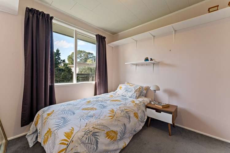 37 Wallace Road Mangere Bridge_9