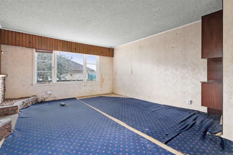 25 Archibald Road Kelston_12