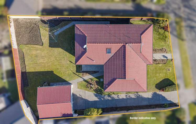 3 Manson Place Russley_27