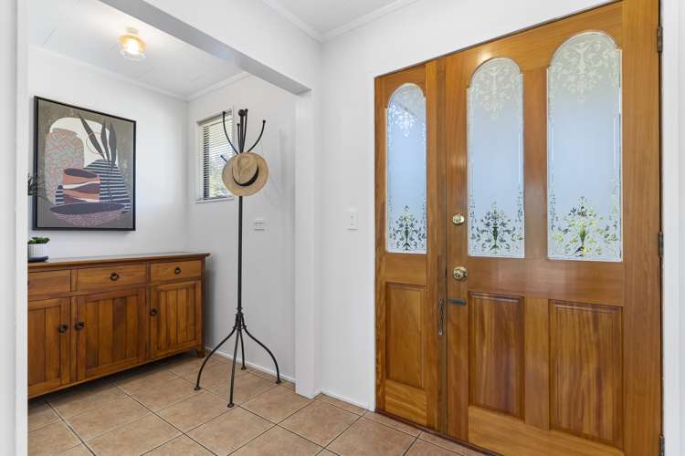 33 Tararua Drive Upper Plain_3