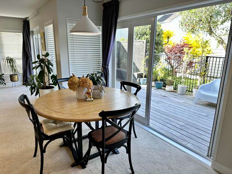 2/88 Coates Avenue Orakei_3