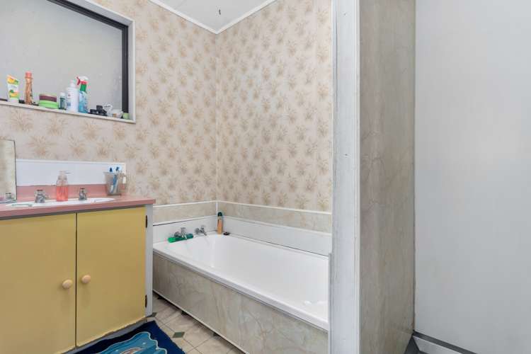 2/11 Payne Avenue Opotiki and Surrounds_8