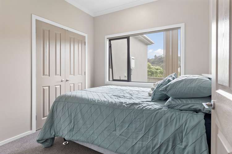 33 Te Puia Drive Aotea_11