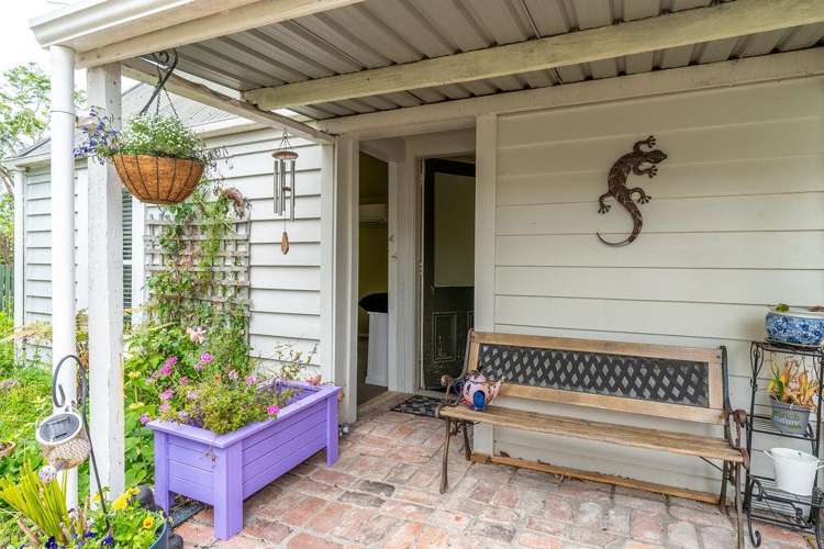 463 High Street South Carterton_29