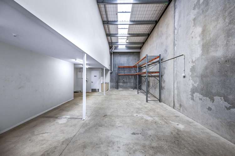 17/3 Oracle Drive Albany_5