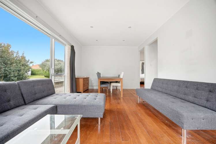 8 Renton Road Mt Albert_5