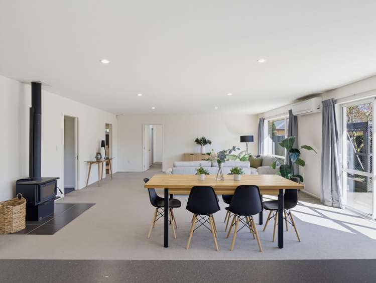 12 Russell Street Darfield_13