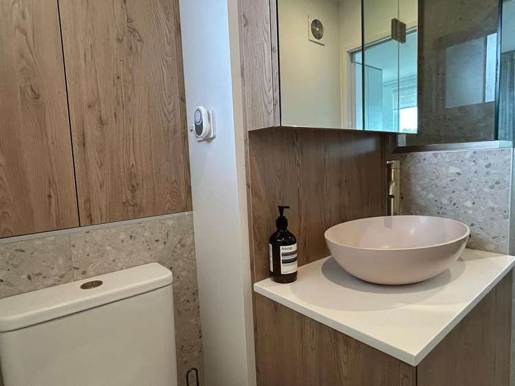 6/8 Harvey Place St Heliers_11