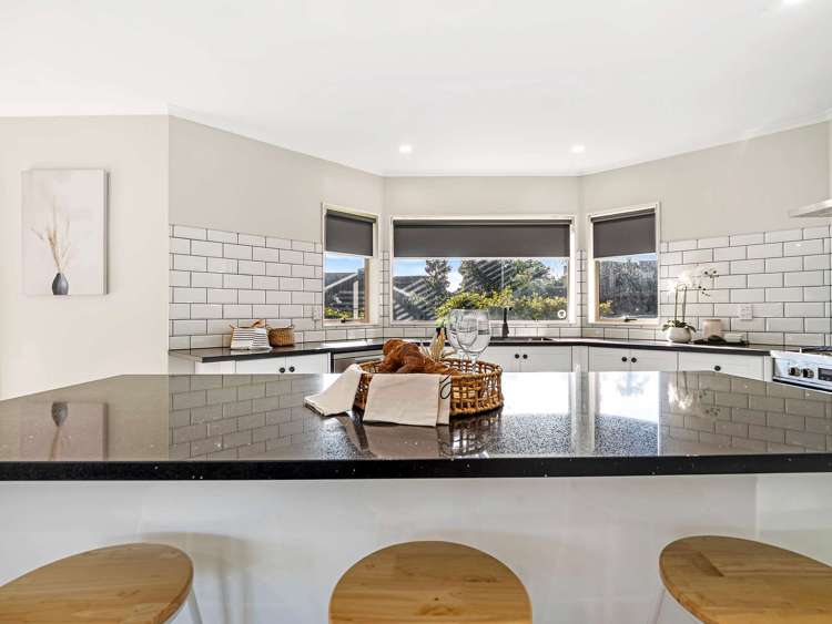 4 Longwood Place Harrowfield_9