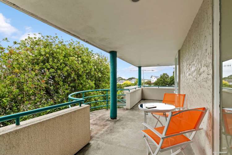 2/14 Wiles Avenue Remuera_11