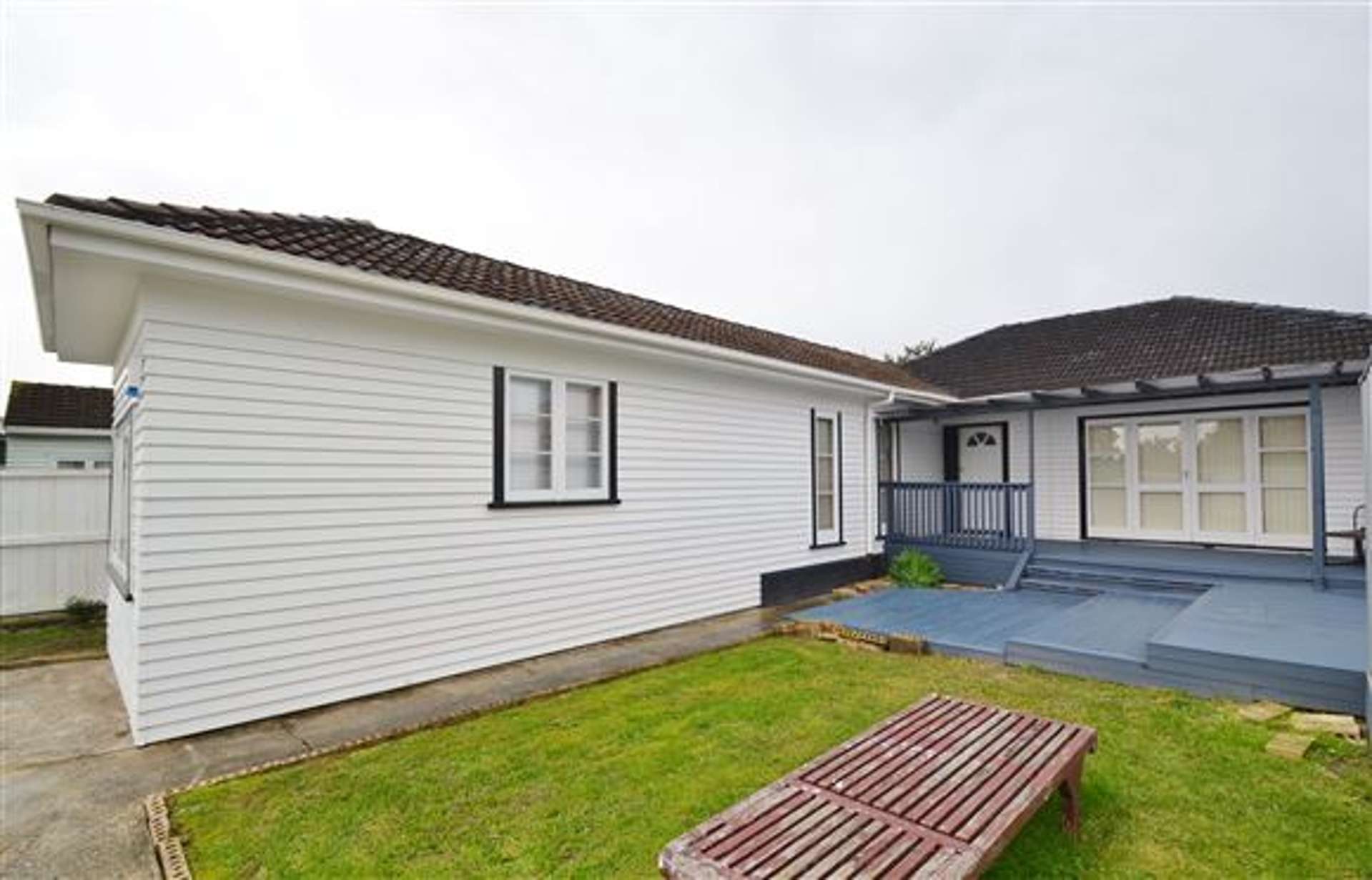 44 Fruitvale Road New Lynn_0