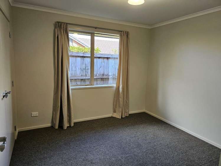 85 St James Drive 2750_12