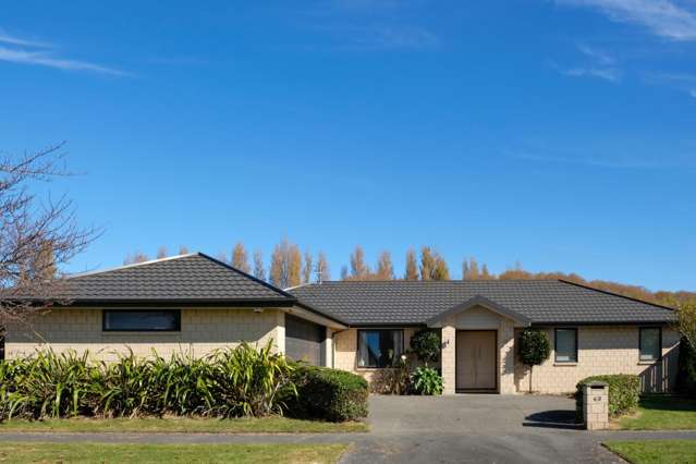 Spacious 4-Bedroom Family Home in Aidanfield