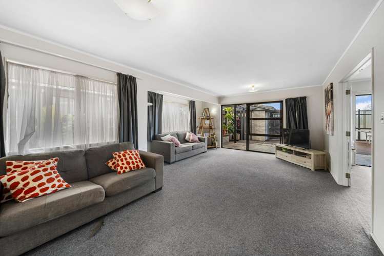 21 Rushgreen Avenue Pahurehure_2