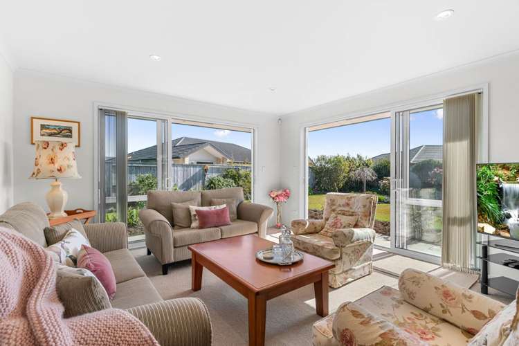 22 Kowi Lakes Drive One Tree Point_9