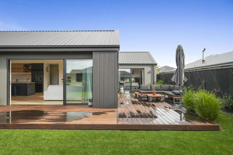 13 Halpin Drive Lincoln_21