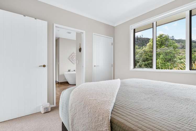 1 Peregrine Place Kinloch_25