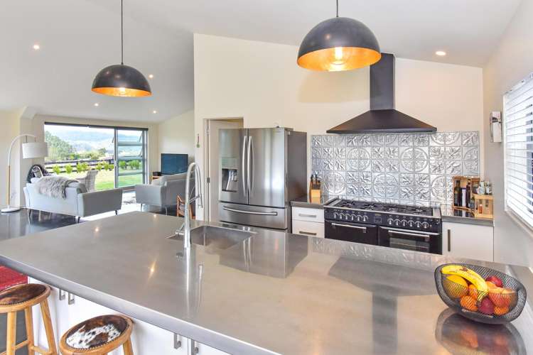 4 Bridle Way Hunua_3