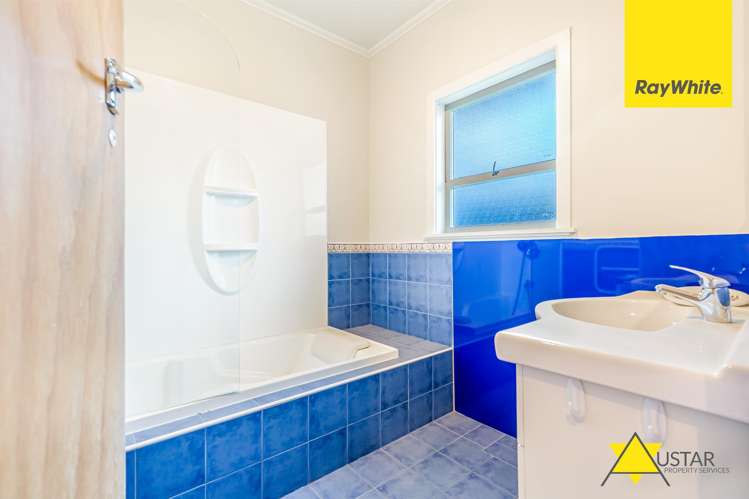 2 Taha Road Te Atatu South_16