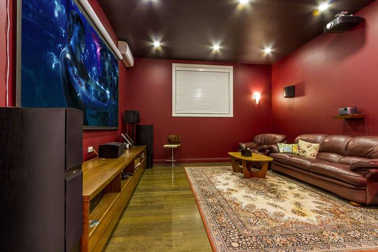 2 Seacliffe Avenue Belmont_19