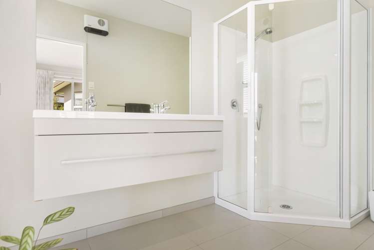 26 Hardie Place Albert Town_7