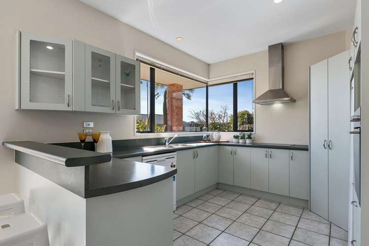 2 Harrys Way Redwood_10