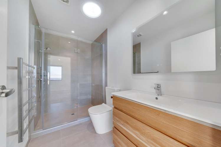 17 Timo Way Flat Bush_22