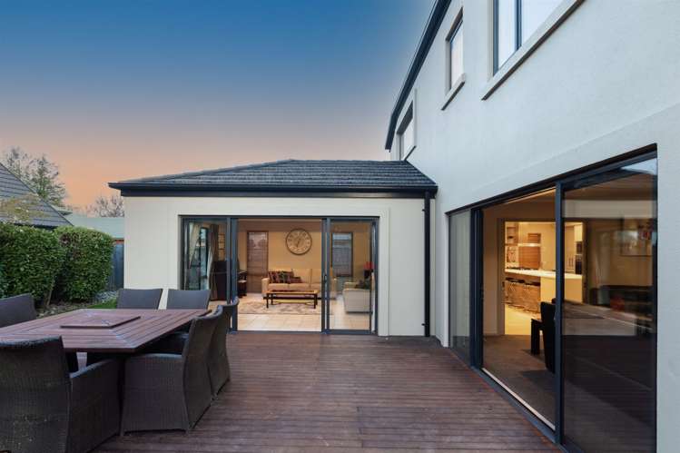 6 Primrose Hill Lane Casebrook_24