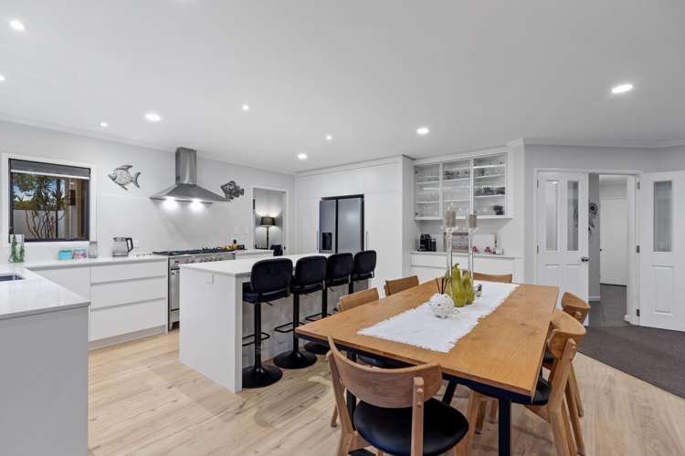 47 Mauritius Key Papamoa Beach_11