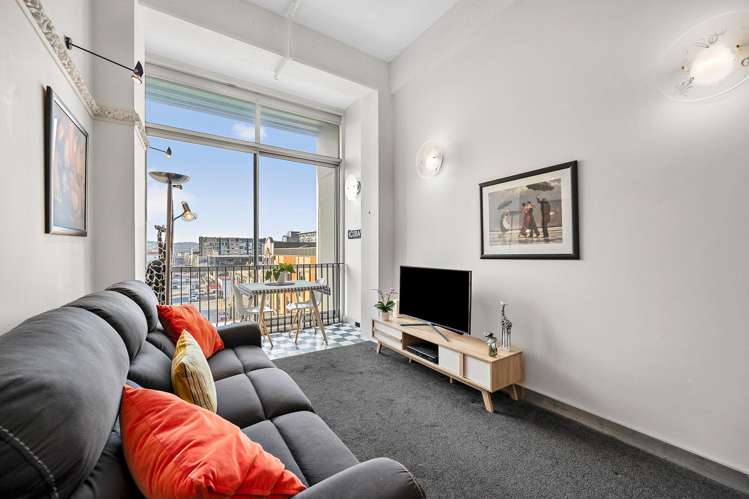 2f/51 Webb Street_0