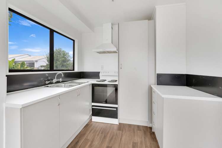 16a Beech place Owhata_3