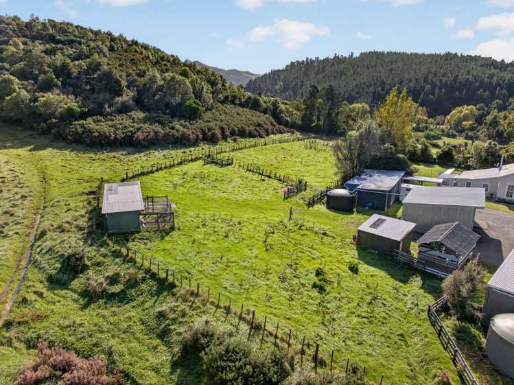 71 Hoeke Road Carterton_16
