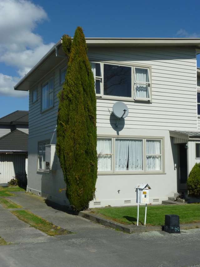 80 Stanley Avenue, Terrace End