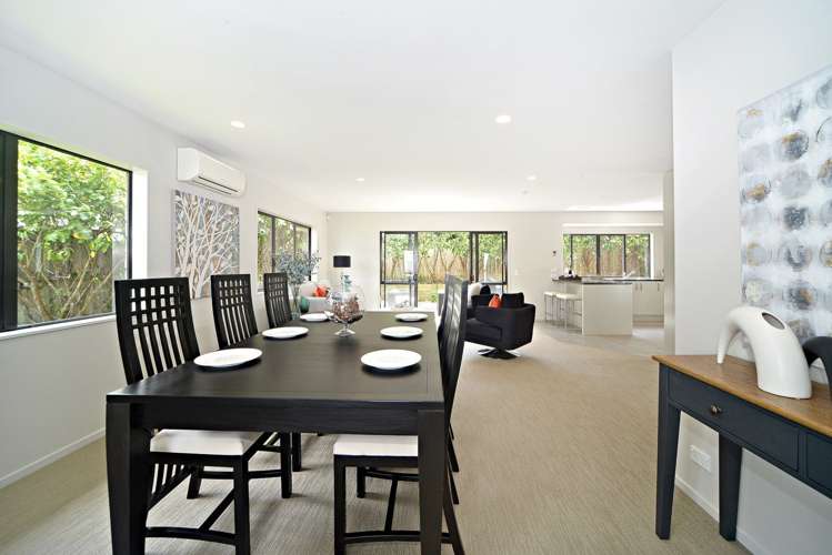 18 Terrasini Drive Flat Bush_7