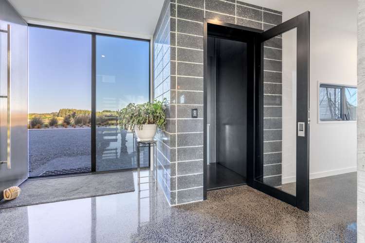 89 Sunrise Drive Seaward Bush_20