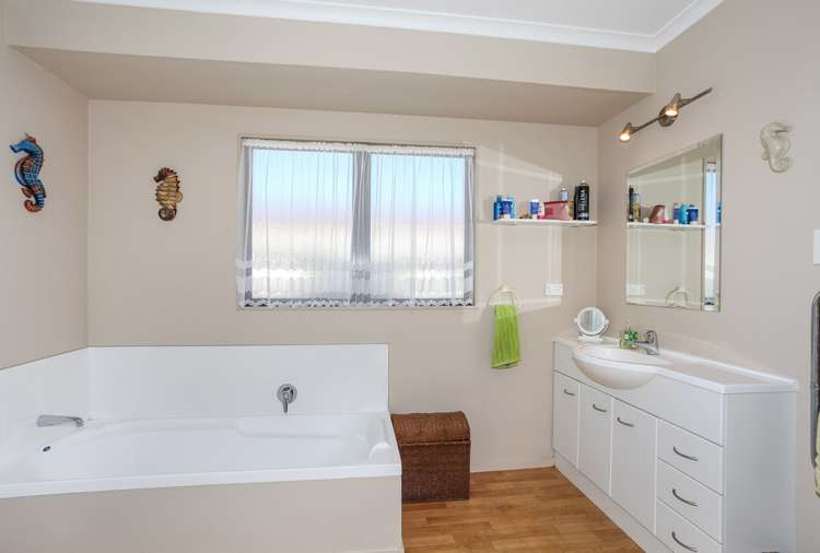 42b Harrisville Road Tuakau_11