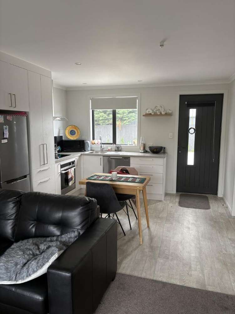 D/99 Factory Road 10288_3