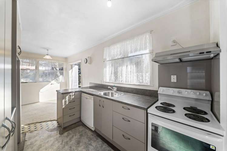 58 Dundee Place Blockhouse Bay_19